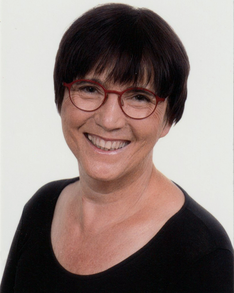 Ilona Munique, Das WEGA-Team, Bamberg