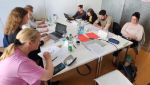 Fortbildung Pressearbeit (Referentin Ilona Munique) in Stadtbibliothek Hanau; Veranstalter: Fachstelle für öffentliche Bibliotheken Hessen